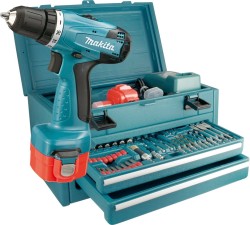 Makita 6271DWAET2 im Test